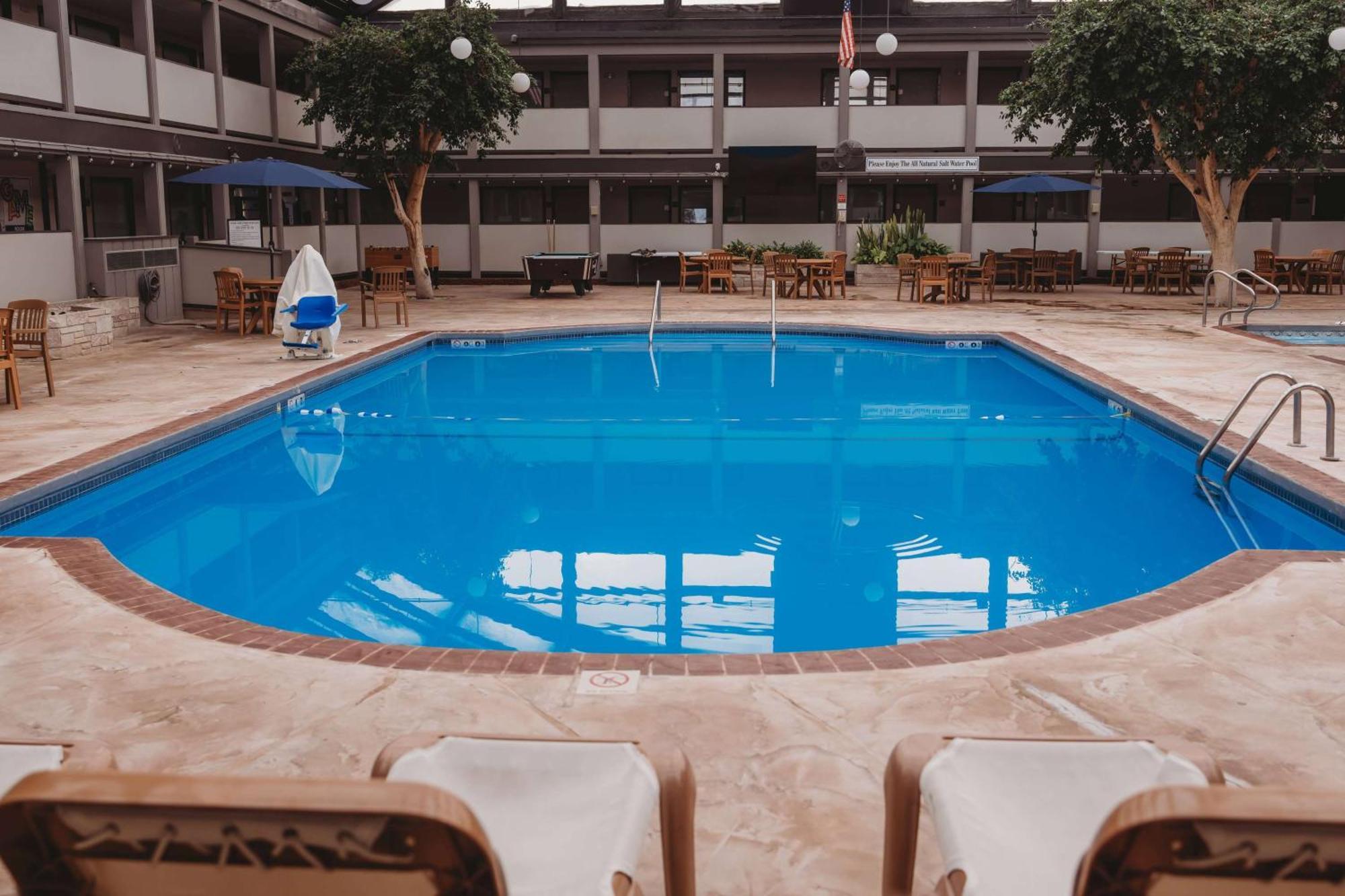 Clarion Inn Appleton Exterior foto